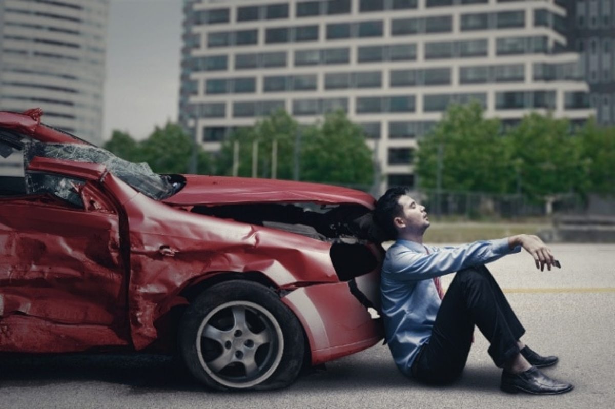 What To Do After A Car Crash: 3 Steps